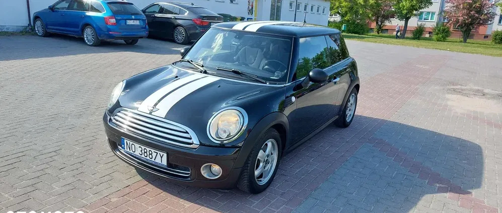 mini MINI ONE cena 15900 przebieg: 202747, rok produkcji 2009 z Włocławek